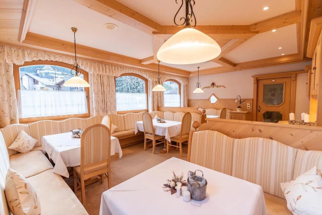 Aparthotel Hotel Garni Apart Tina Ischgl