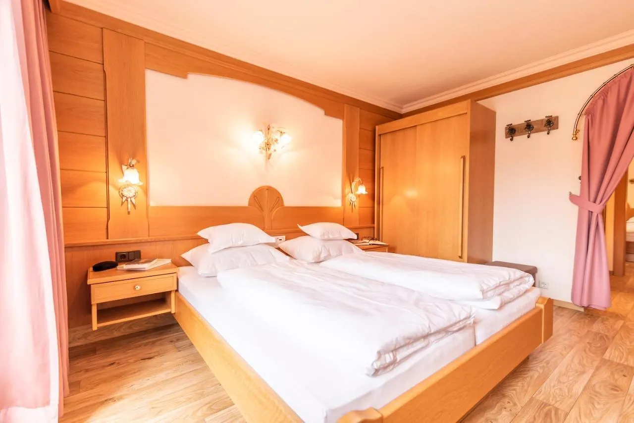Hotel Garni Apart Tina Ischgl